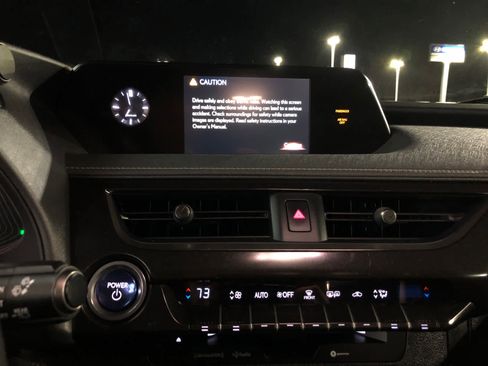 Used 2020 Lexus UX 250h w/ Premium Package image 13