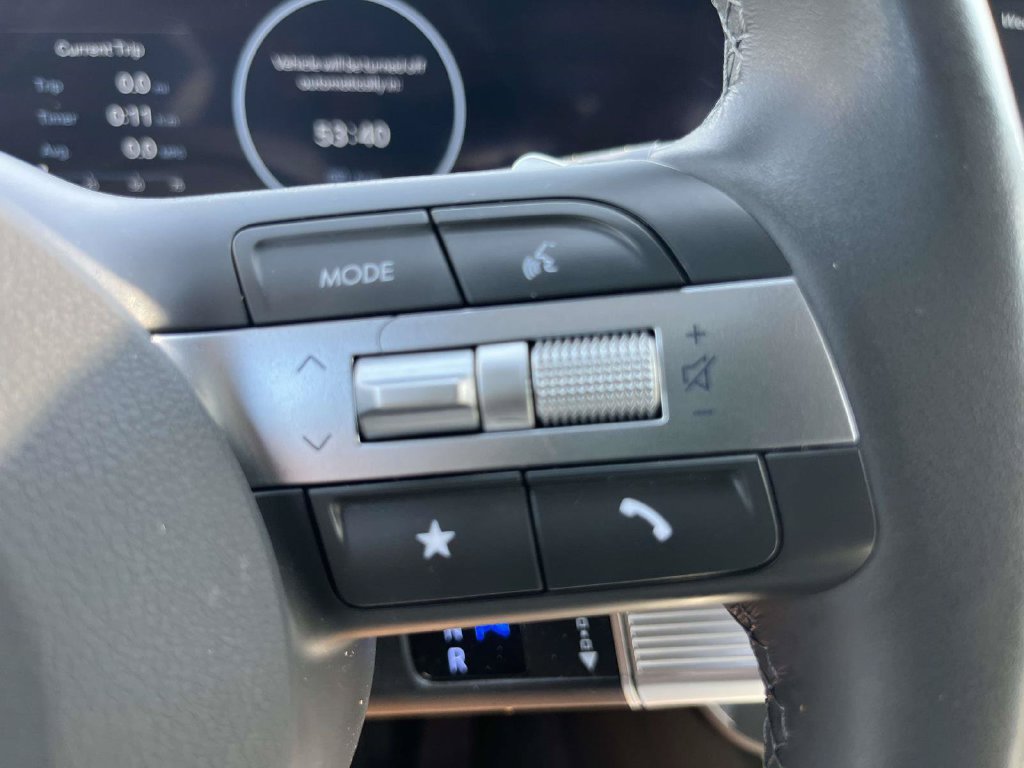 Certified 2025 Hyundai Sonata Limited FWD image 22