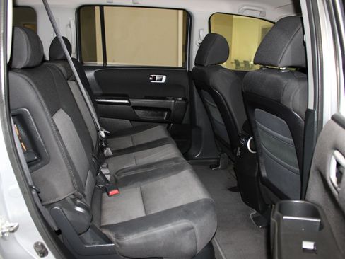 Used 2010 Honda Pilot EX image 31