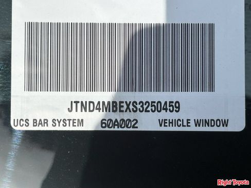 Certified 2025 Toyota Corolla SE FWD image 34