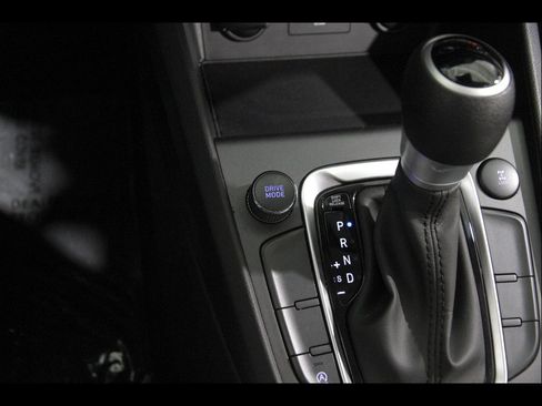 Certified 2023 Hyundai Kona SEL AWD/4WD image 15