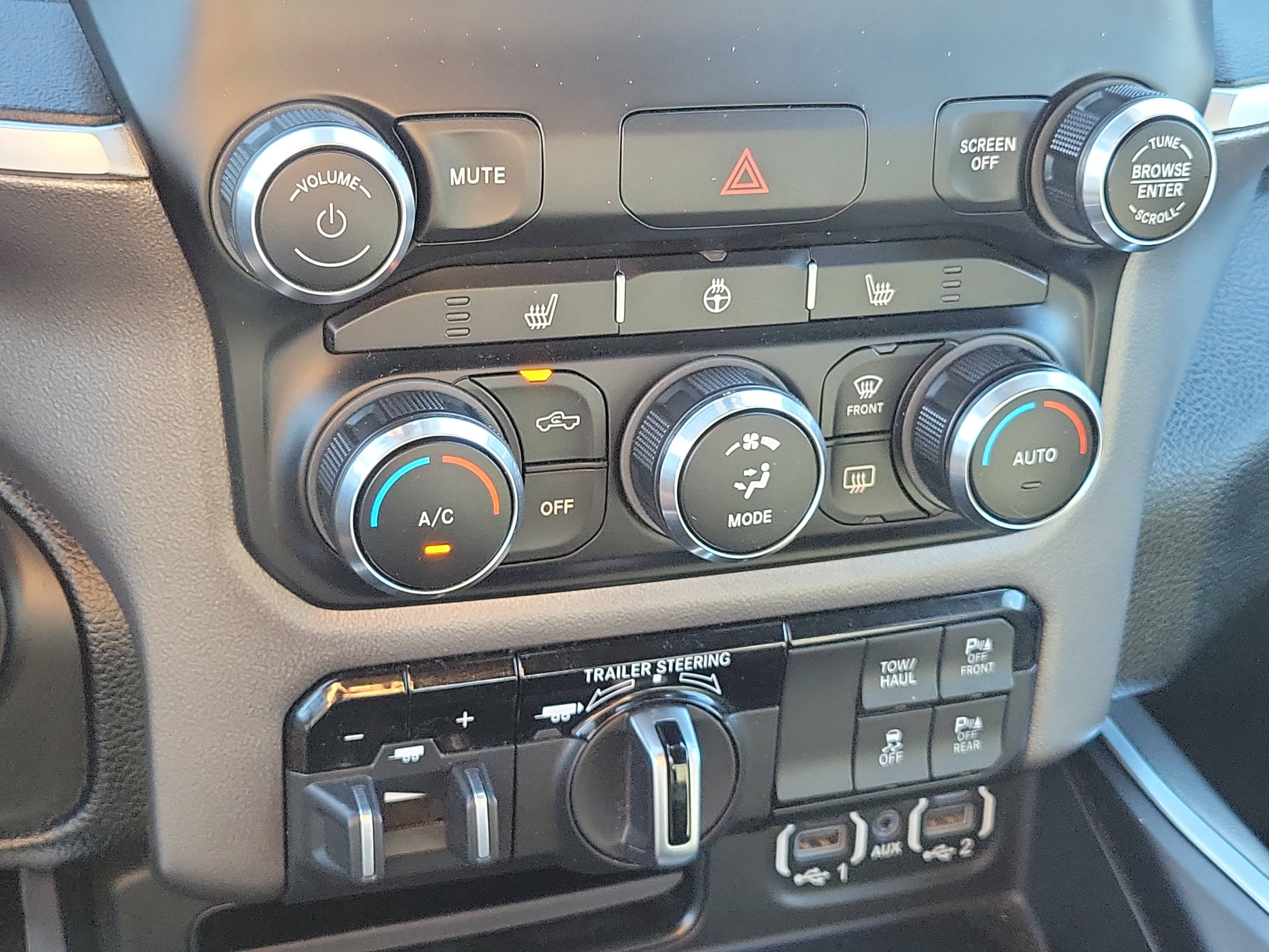Used 2021 RAM 1500 Big Horn RWD image 28