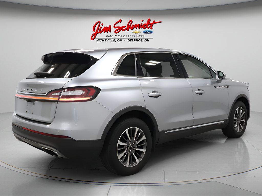 Used 2023 Lincoln Nautilus FWD w/ Premium Package image 6