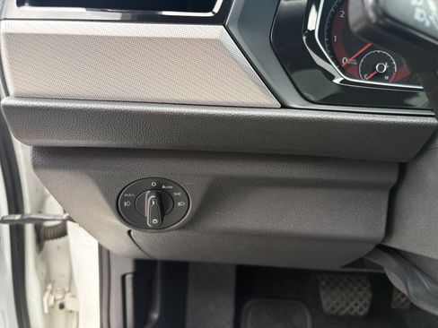 Used 2019 Volkswagen Jetta R-Line FWD image 24