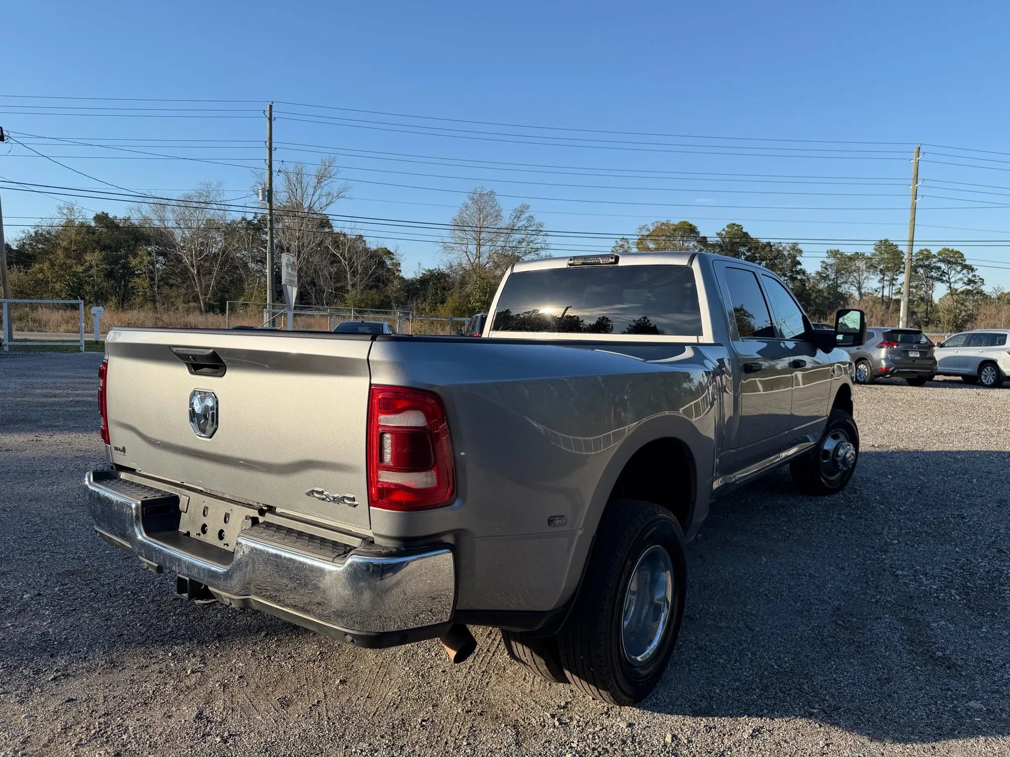Used 2024 RAM 3500 Tradesman w/ Towing Technology Group AWD/4WD image 6