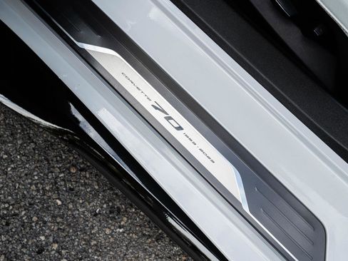 Used 2023 Chevrolet Corvette Z06 RWD image 20