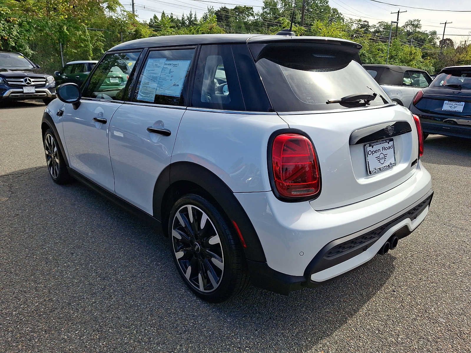 Used 2024 MINI Cooper S FWD image 4