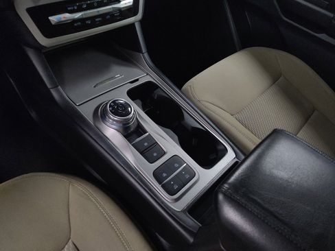 Used 2021 Ford Explorer 2WD image 26