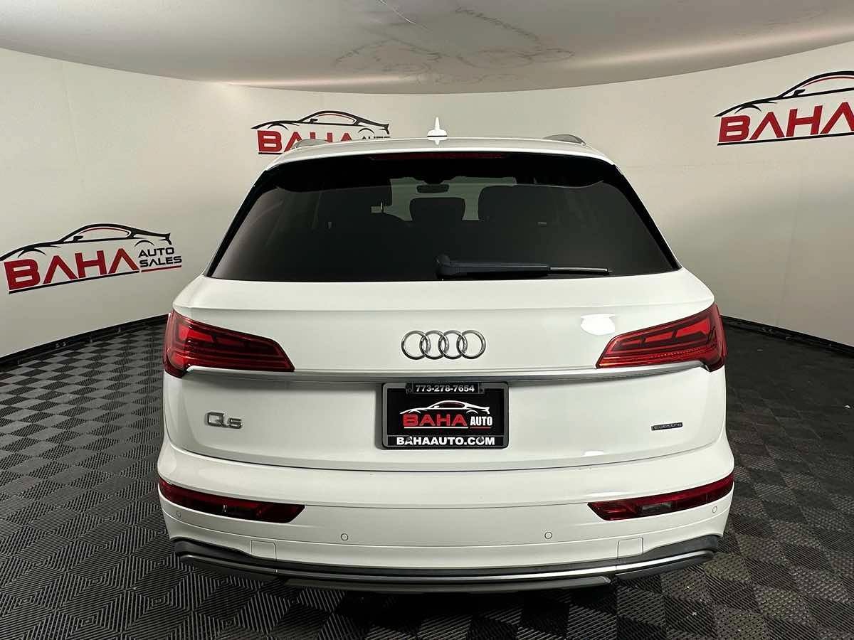 Used 2021 Audi Q5 2.0T Premium w/ Convenience Package AWD/4WD image 8