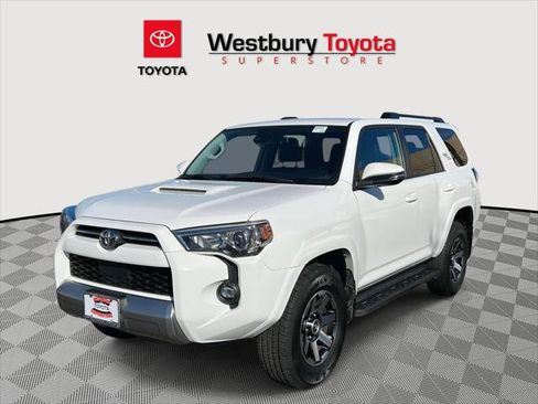 Certified 2022 Toyota 4Runner TRD Off-Road Premium image 5