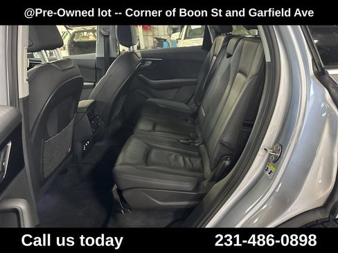 Used 2020 Audi Q7 3.0T Premium w/ Convenience Package AWD/4WD image 27