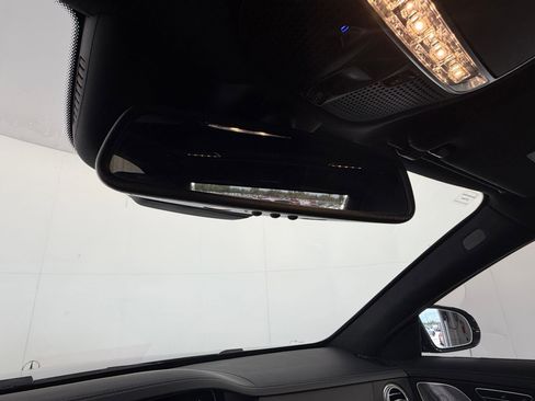 Used 2015 Mercedes-Benz S 63 AMG 4MATIC Sedan image 19
