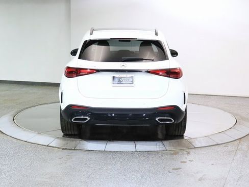 Used 2025 Mercedes-Benz GLC 350e 4MATIC w/ AMG Line image 12