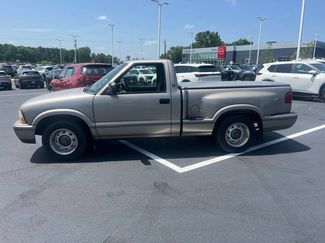 Used 1999 GMC Sonoma SLS w/ Marketing Option Pkg RWD video 2