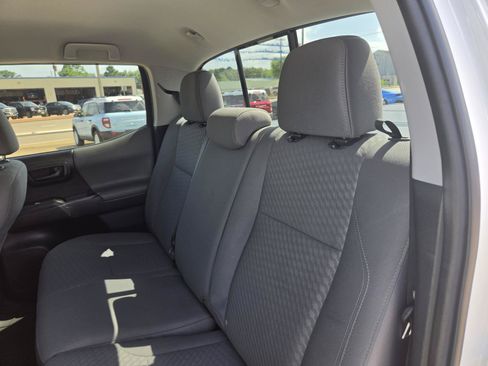 Used 2023 Toyota Tacoma SR AWD/4WD image 27