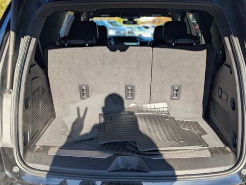 Used 2022 GMC Yukon Denali image 43