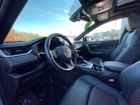 Used 2022 Toyota RAV4 XSE w/ Weather Package image 25