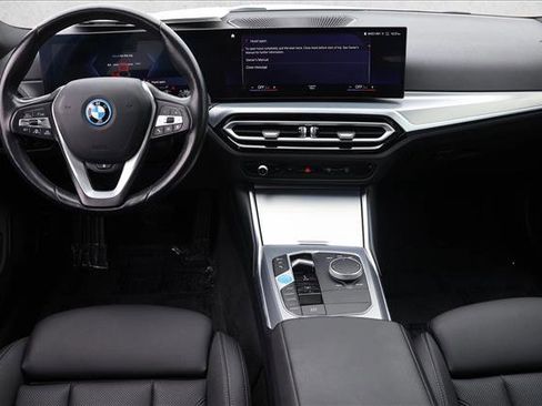 Used 2023 BMW i4 eDrive35 RWD image 23