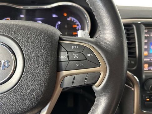 Used 2016 Jeep Grand Cherokee Limited 75th Anniversary AWD/4WD image 16