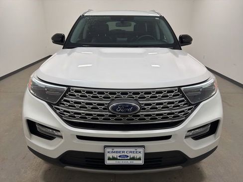 Used 2024 Ford Explorer Limited w/ Limited Technology Package AWD/4WD image 2