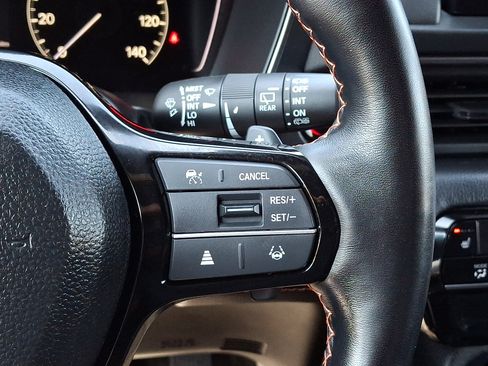 Used 2024 Honda Pilot TrailSport image 25