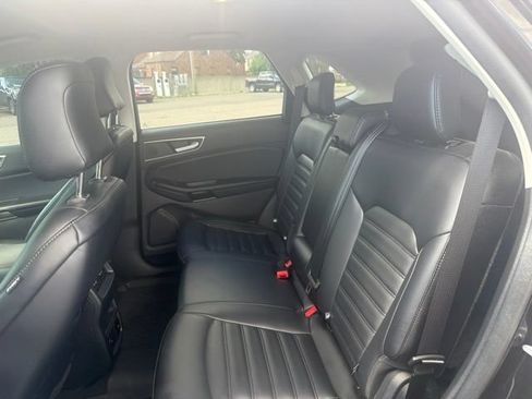 Used 2024 Ford Edge SEL w/ Convenience Package AWD/4WD image 16