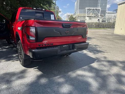 Used 2020 Nissan Titan PRO-4X w/ Pro-4x Utility Package AWD/4WD image 36