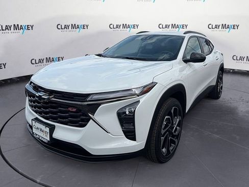 New 2026 Chevrolet Trax RS image 1