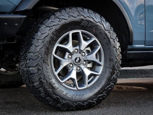 Used 2024 Ford Bronco Badlands image 10