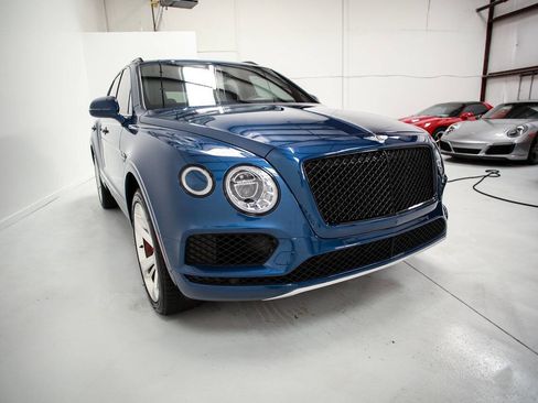 Used 2019 Bentley Bentayga image 10