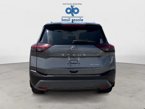 Used 2023 Nissan Rogue SV w/ SV Premium B Package AWD/4WD image 5