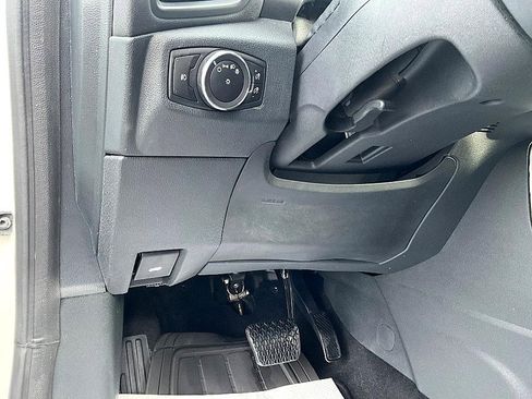 Used 2020 Ford EcoSport Titanium image 17