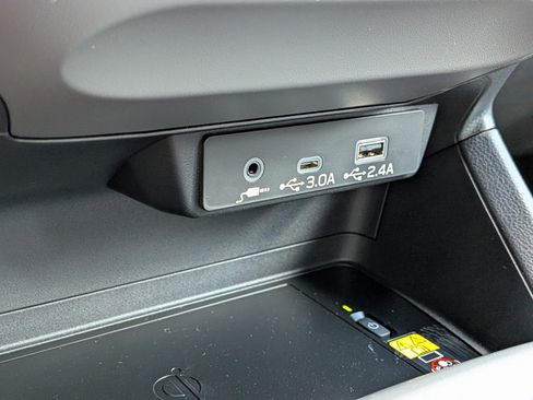 New 2026 Subaru Crosstrek 2.5i Limited AWD/4WD image 30