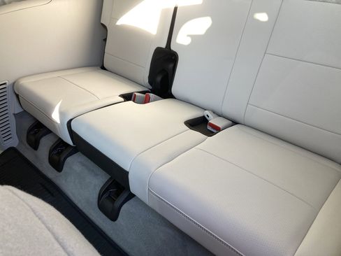 Certified 2024 GMC Acadia Denali image 16