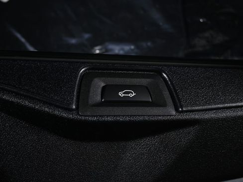 New 2026 BMW X5 xDrive40i w/ M Sport Package AWD/4WD image 40