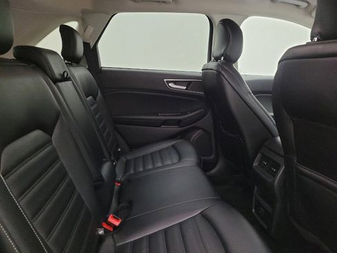 Used 2019 Ford Edge SEL w/ Equipment Group 201A image 19