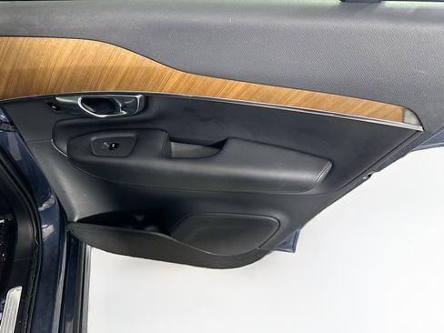 Used 2023 Volvo XC90 B6 Plus w/ Protection Package Premier image 31