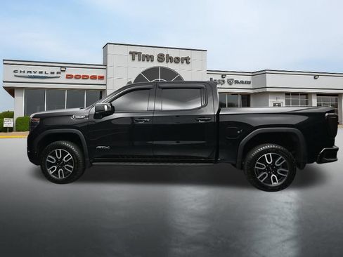 Used 2022 GMC Sierra 1500 AT4 w/ AT4 Premium Package AWD/4WD image 2