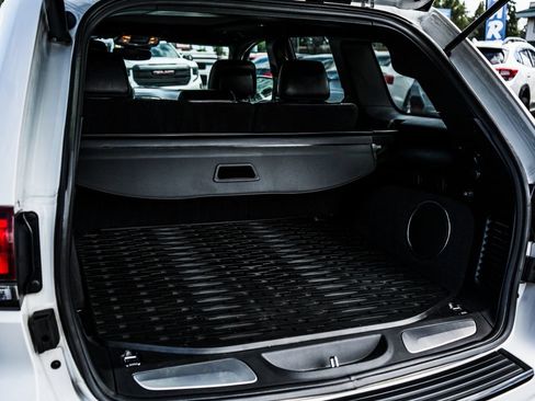 Used 2019 Jeep Grand Cherokee SRT AWD/4WD image 19