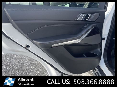 Used 2025 BMW X5 xDrive50e image 14