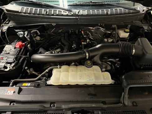 Used 2024 Ford Expedition Limited image 48