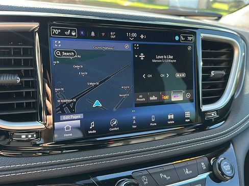 New 2026 Chrysler Pacifica Select image 19