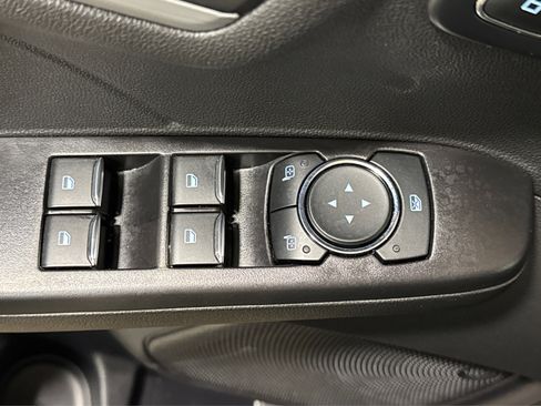 Used 2024 Ford Escape Platinum image 18