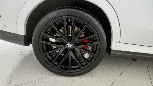 Used 2022 BMW X6 xDrive40i w/ Executive Package AWD/4WD image 85