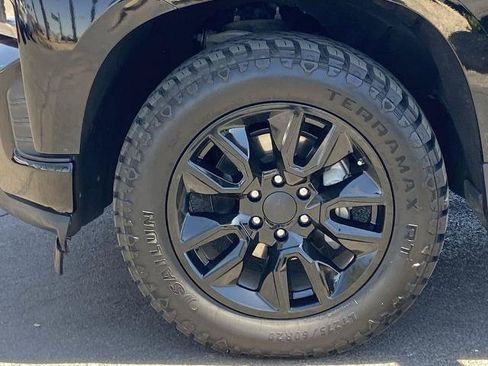 Used 2022 Chevrolet Silverado 1500 Custom w/ Safety Confidence Package RWD image 26