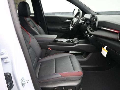 New 2026 Chevrolet Equinox RS w/ Convenience Package III image 18