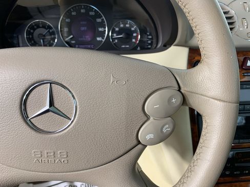 Used 2004 Mercedes-Benz CLK 500 Coupe image 21