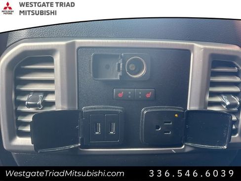 Used 2018 Ford F150 Platinum w/ Equipment Group 701A Luxury image 32