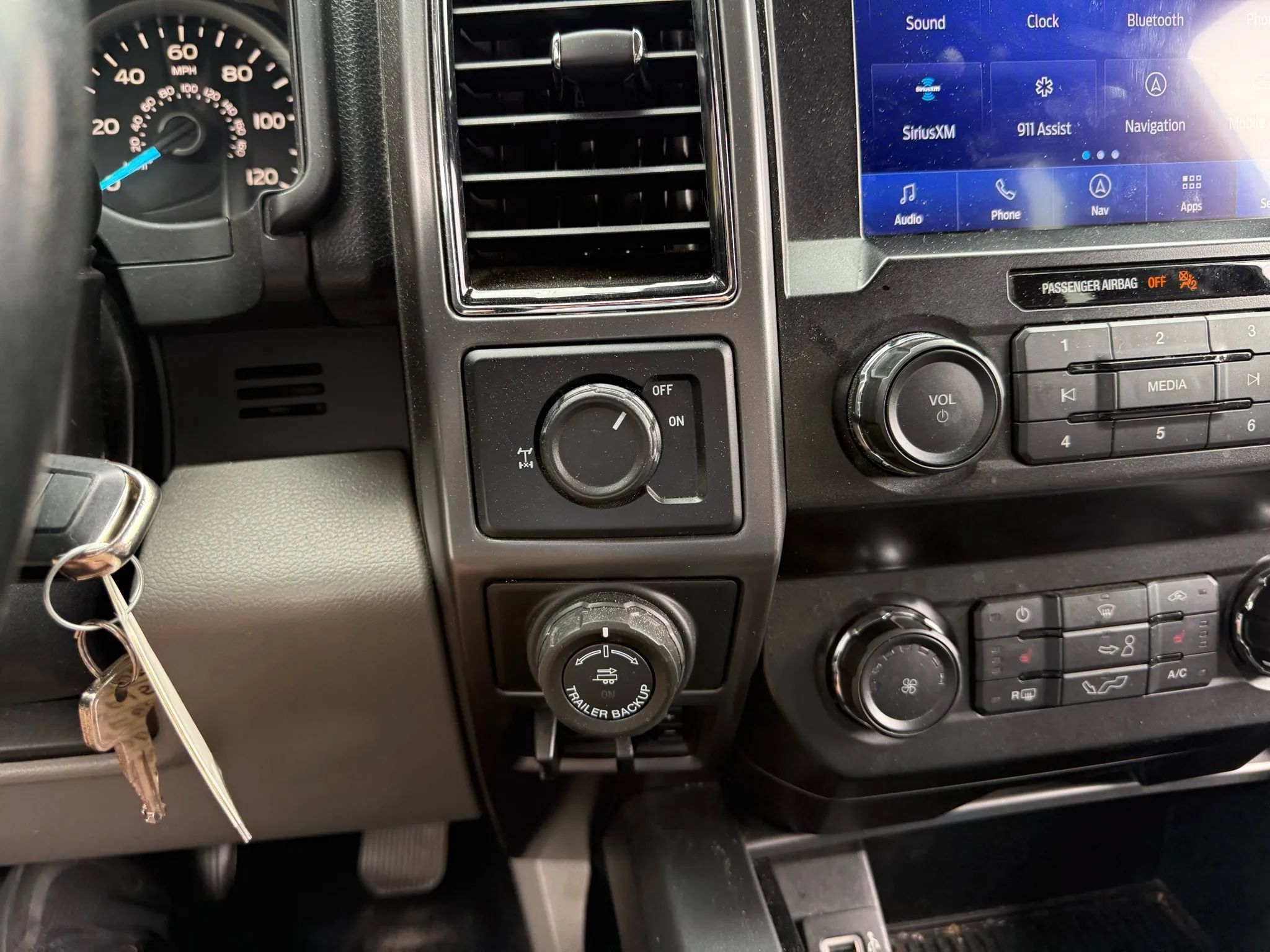 Used 2020 Ford F150 XLT w/ Equipment Group 302A Luxury RWD image 28