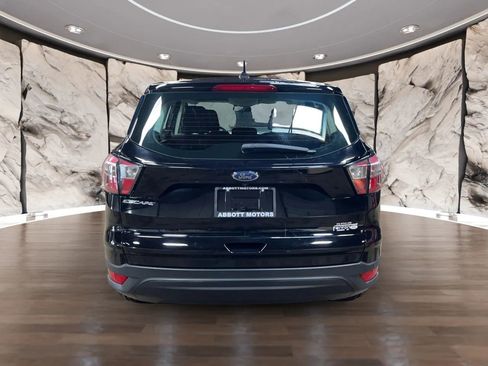 Used 2017 Ford Escape S image 9